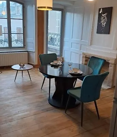 Chez Germaine Apartmán Murat (Cantal)